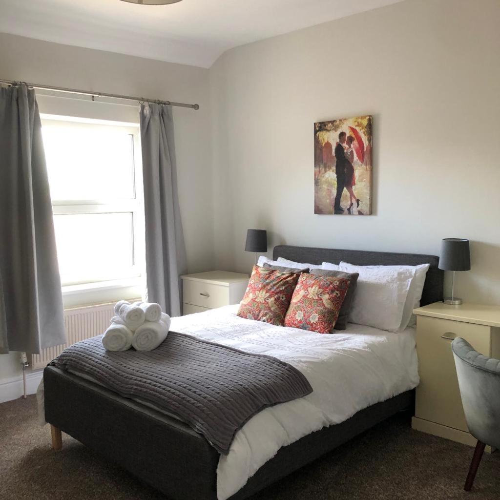 Comfy Big 7 Bedroom Townhouse Harrogate Bagian luar foto